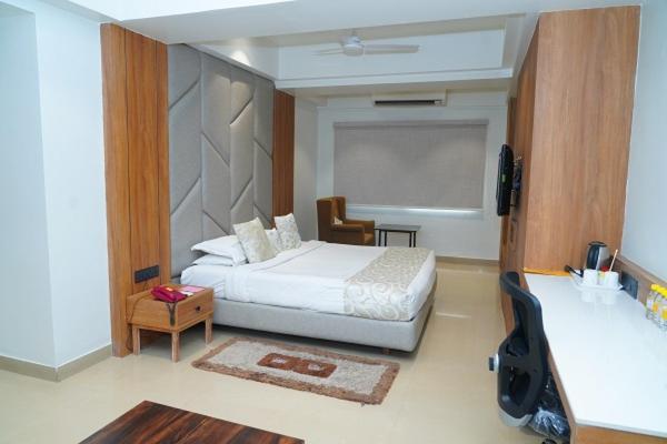 היידראבד Hotel Kinara Grand מראה חיצוני תמונה