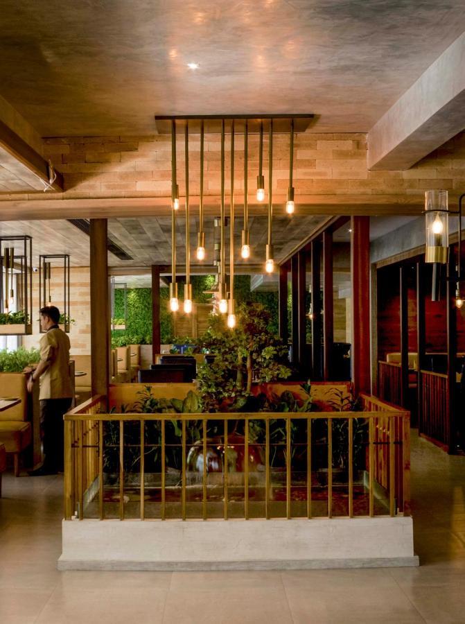 היידראבד Hotel Kinara Grand מראה חיצוני תמונה