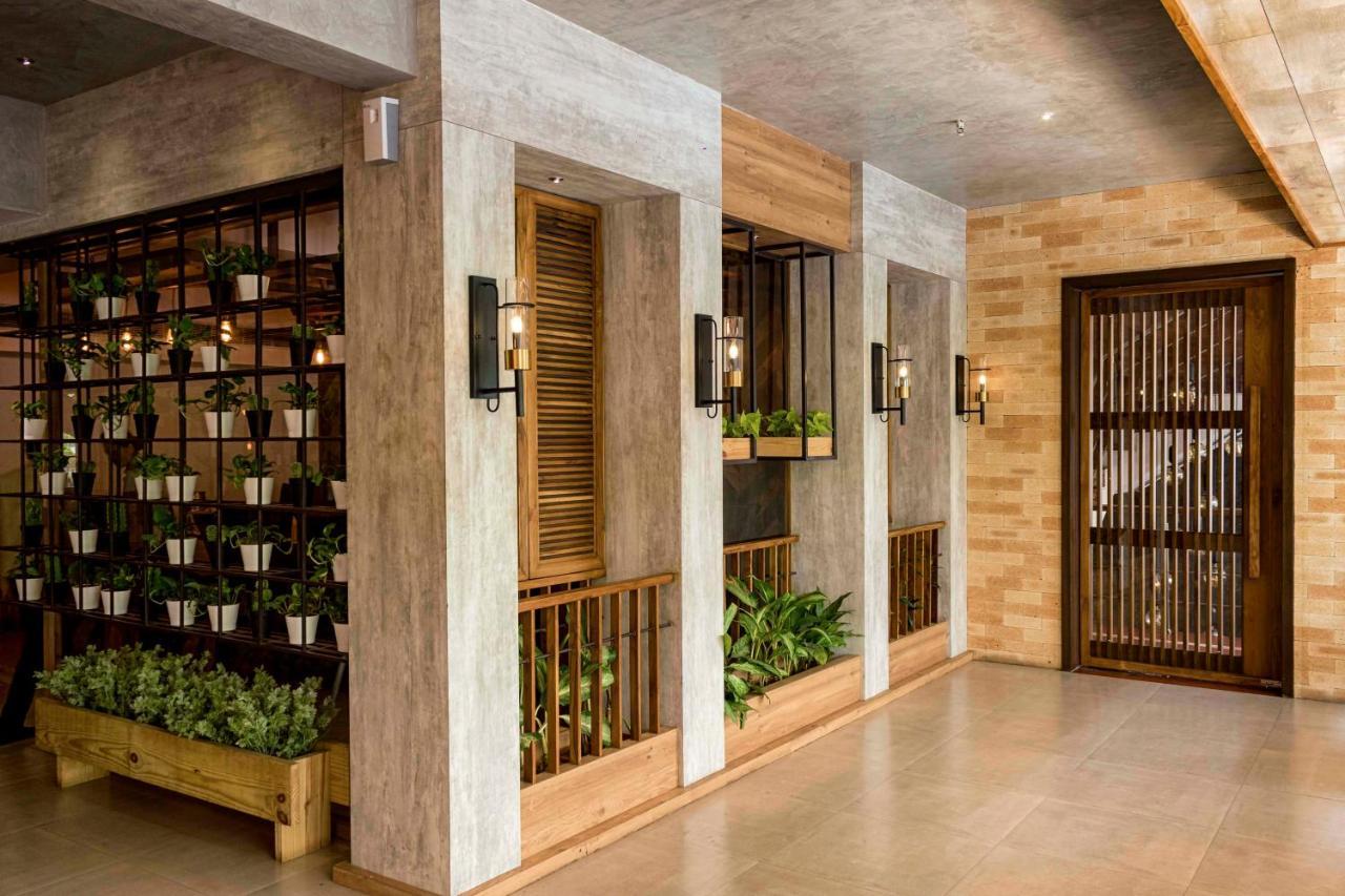 היידראבד Hotel Kinara Grand מראה חיצוני תמונה